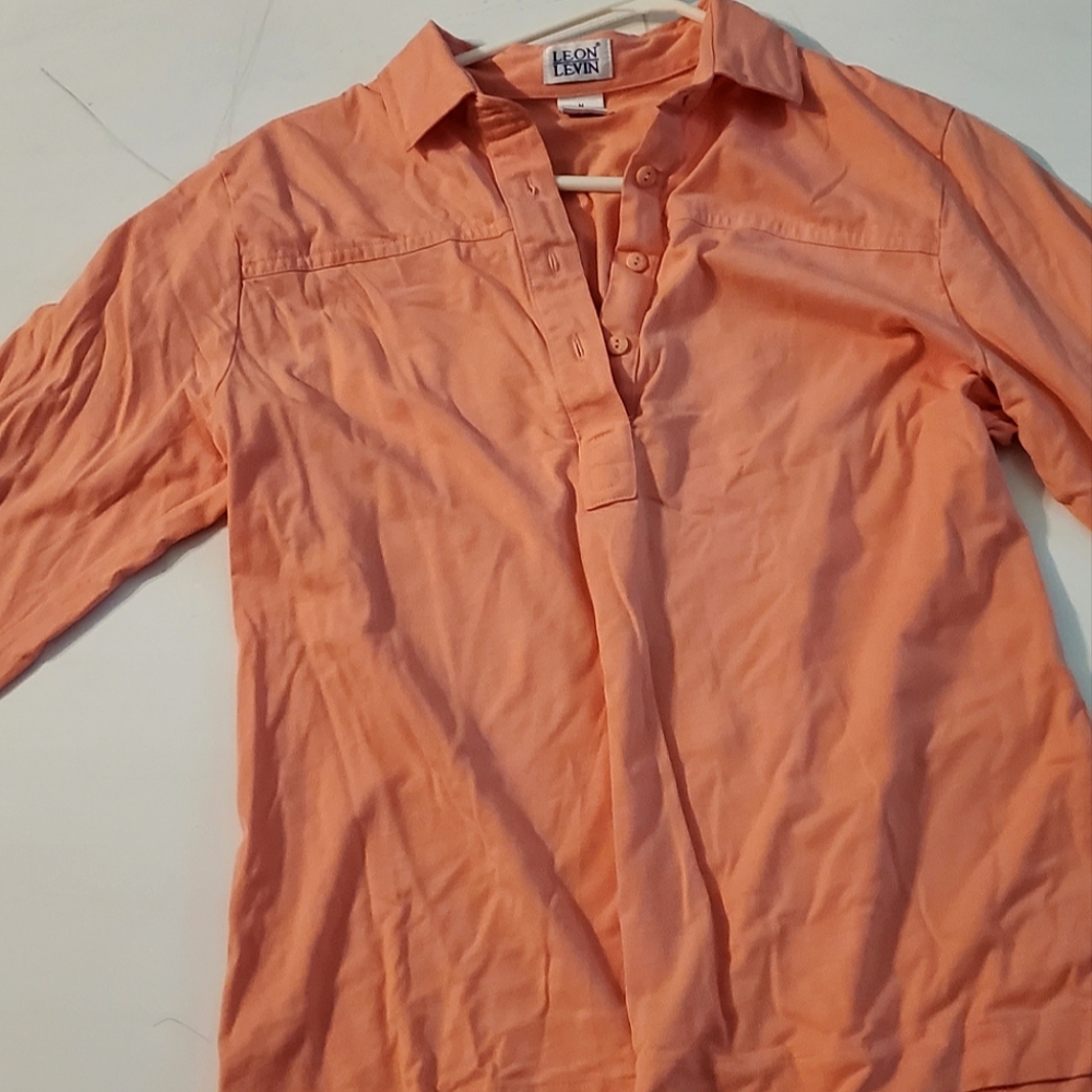 salmon long sleeved Leon Levin medium polo shirt